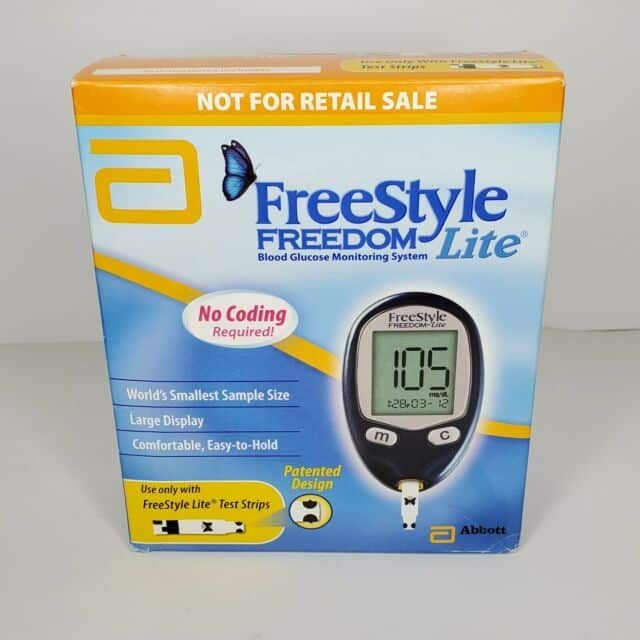 Abbott FreeStyle Freedom Lite Blood Glucose Monitoring System No Coding ...