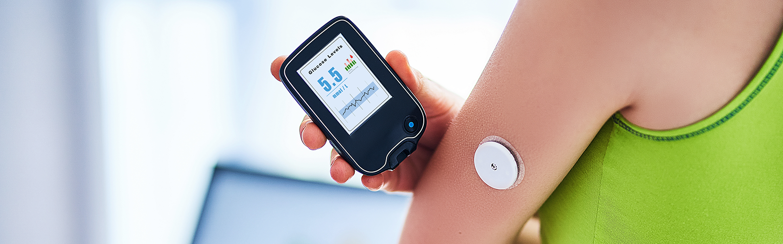 Best Continuous Glucose Monitors For Measuring Blood Sugar [2021]
