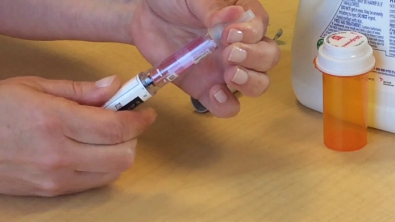 How to remove the needle from the insulin pen